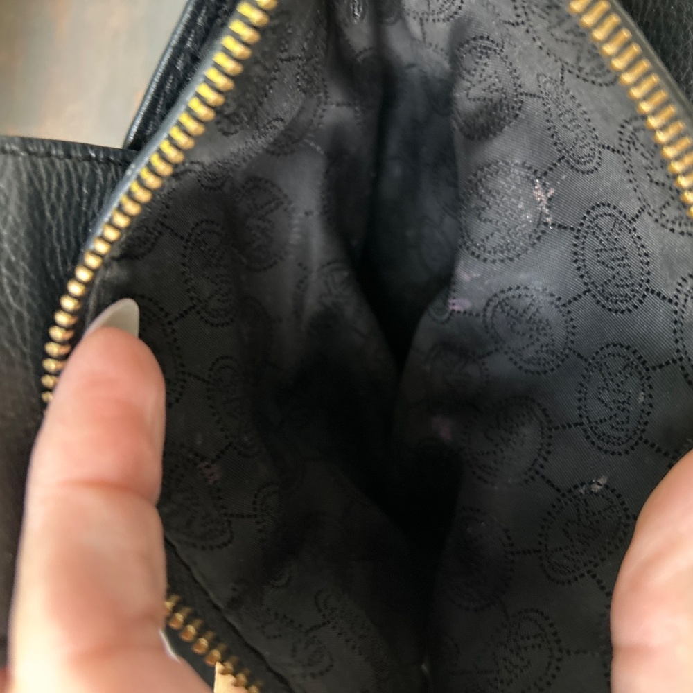 Michael Kors crossbody - Picture 5 of 9